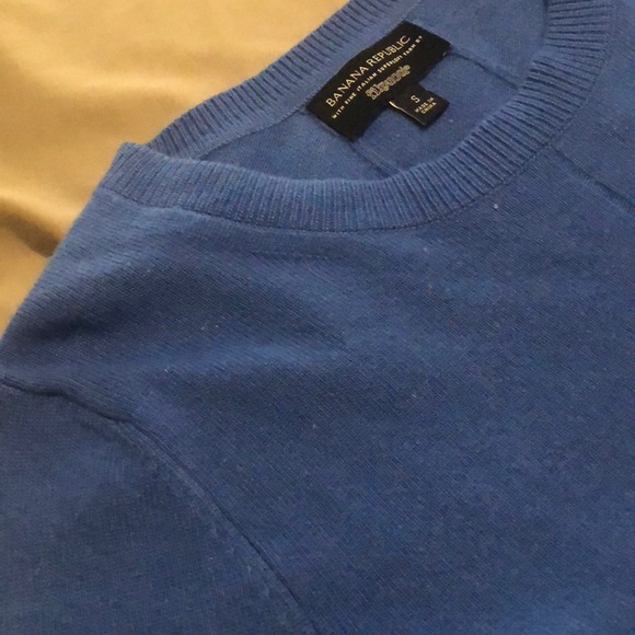 BEAUTIFUL Blue Banana Republic Italian Sweater - Picture 3 of 5